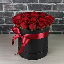 Цветочная композиция из Розы в шляпной коробке #REPLACE_PRED# Солнечном Ханты-Мансийского АО
